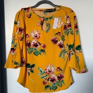 Beautiful floral NY & CO 7th Ave top- size small